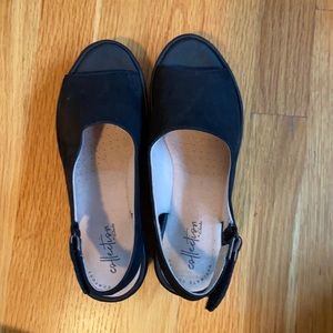 Women’s sandles